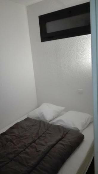 Charmant T2 Avec Cabine Fermee Et Terrasse Les Angles (Pyrenees-Orientales) Exterior foto